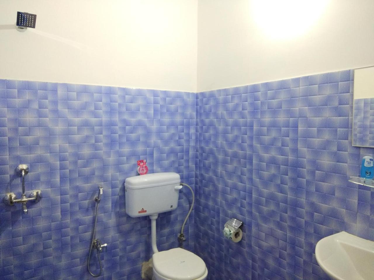 Alpanest Lägenhet Guwahati Exteriör bild
