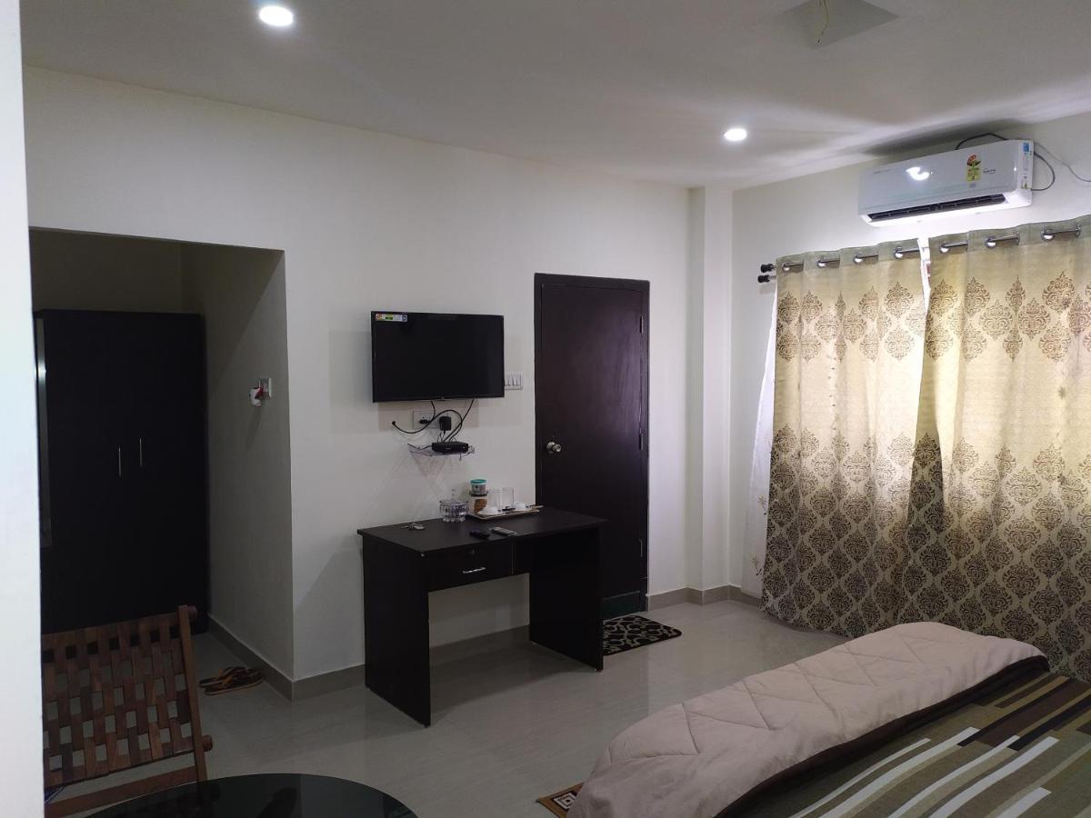 Alpanest Lägenhet Guwahati Exteriör bild